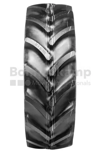 Pneu 240 / 70 R 16, AC 70 T